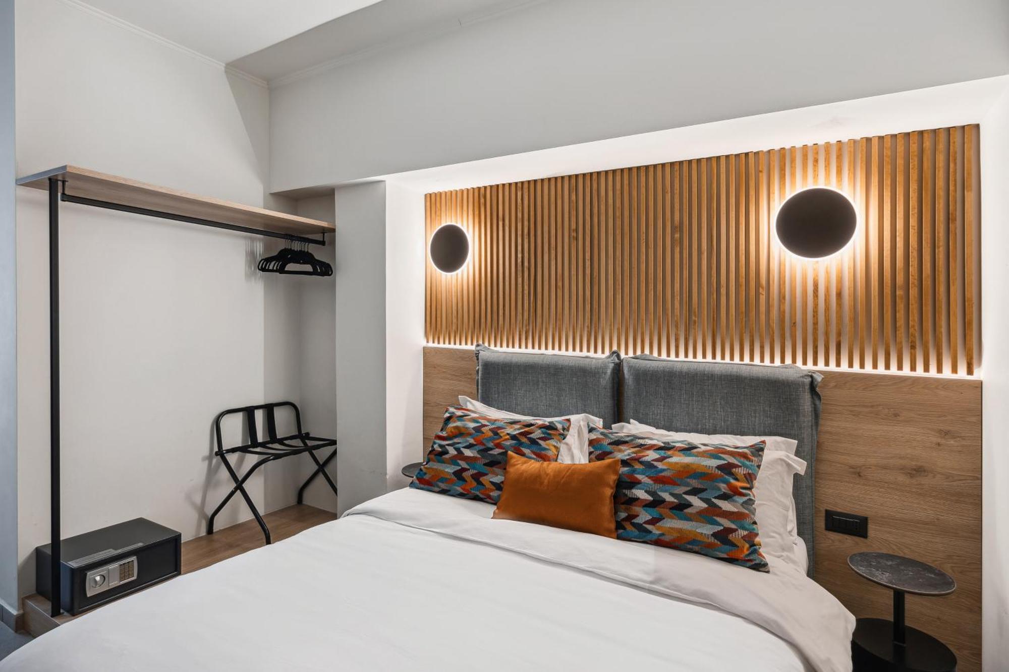 Airio Athens Suites Atenas Exterior foto